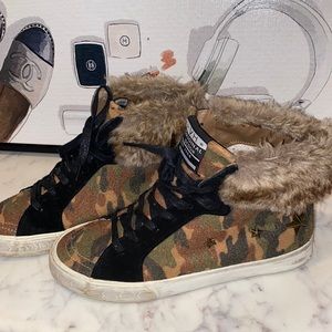 Trendy High Top Sneakers